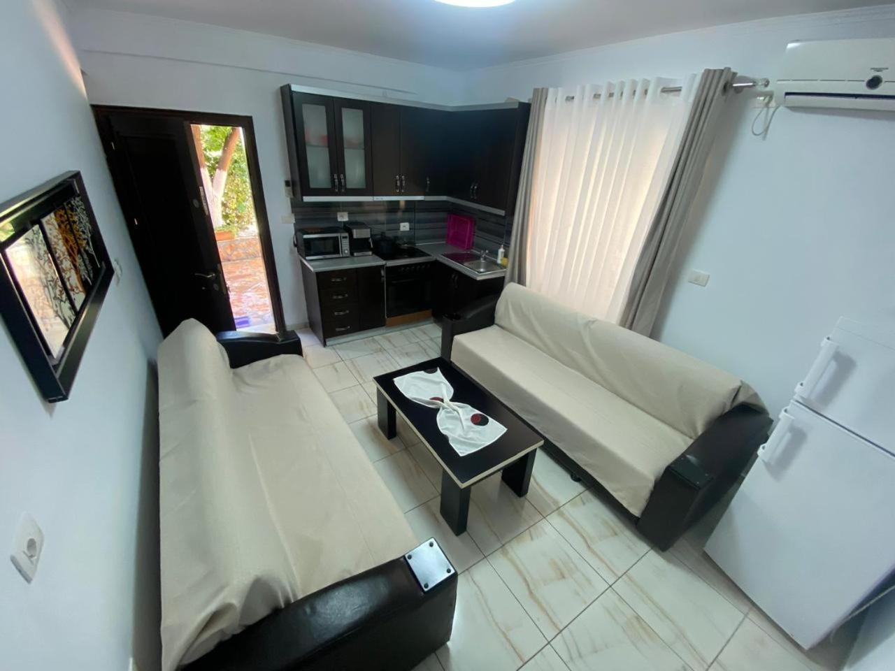 Olive Tree Apartment Sarandë Buitenkant foto