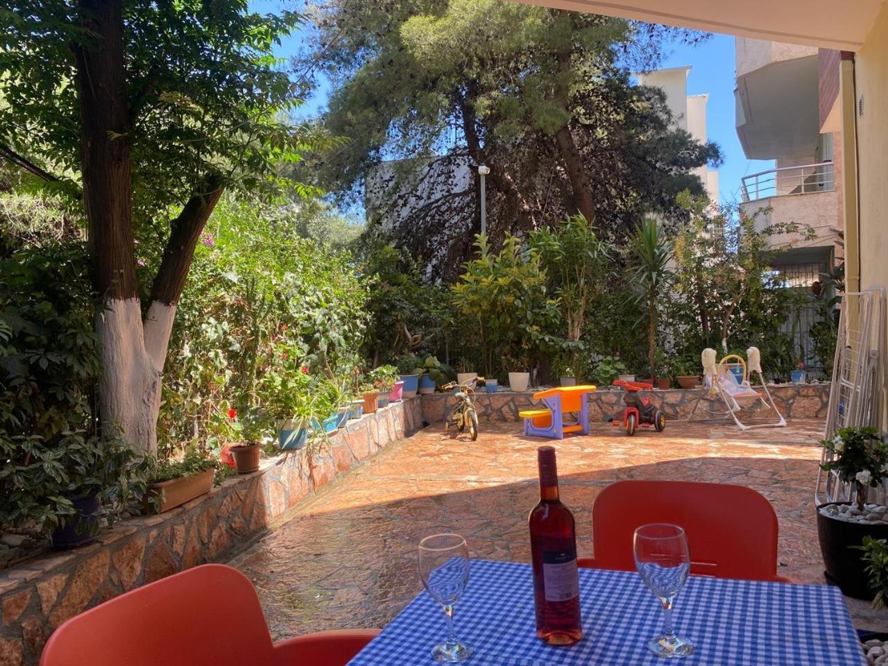 Olive Tree Apartment Sarandë Buitenkant foto