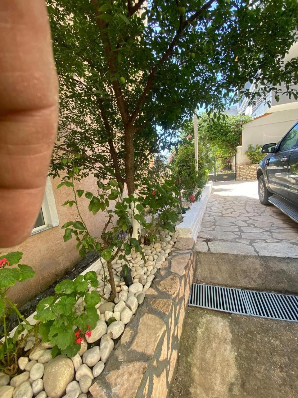 Olive Tree Apartment Sarandë Buitenkant foto