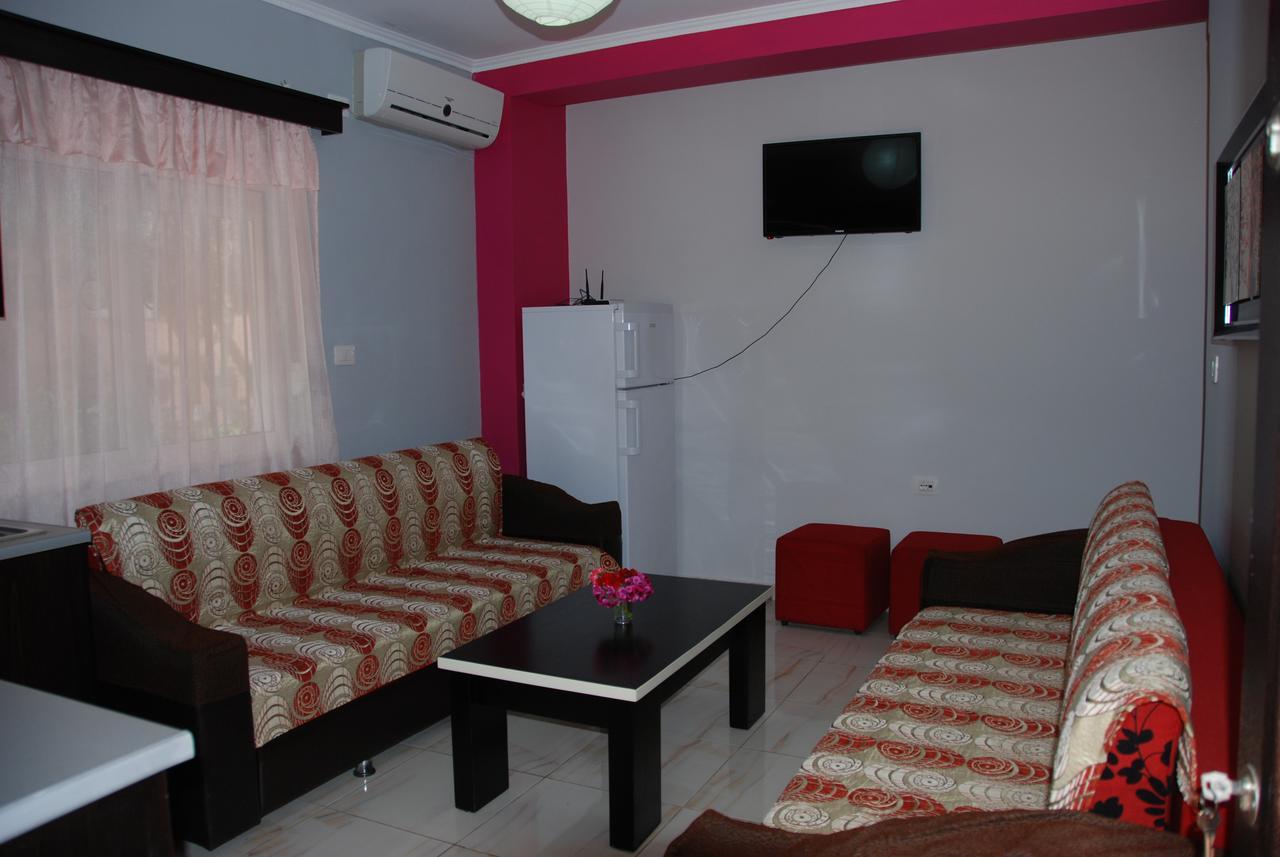 Olive Tree Apartment Sarandë Buitenkant foto