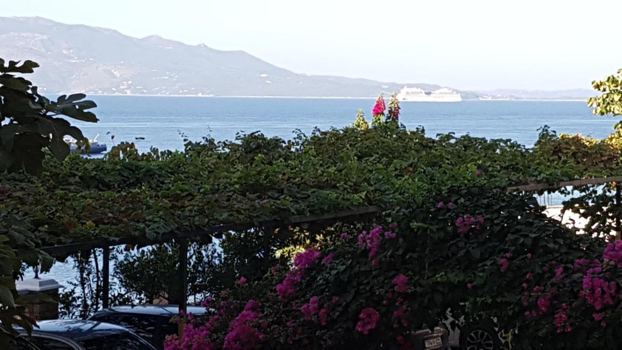 Olive Tree Apartment Sarandë Buitenkant foto